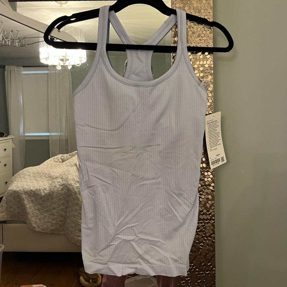 NWT LULULEMON TANK ebb to street
